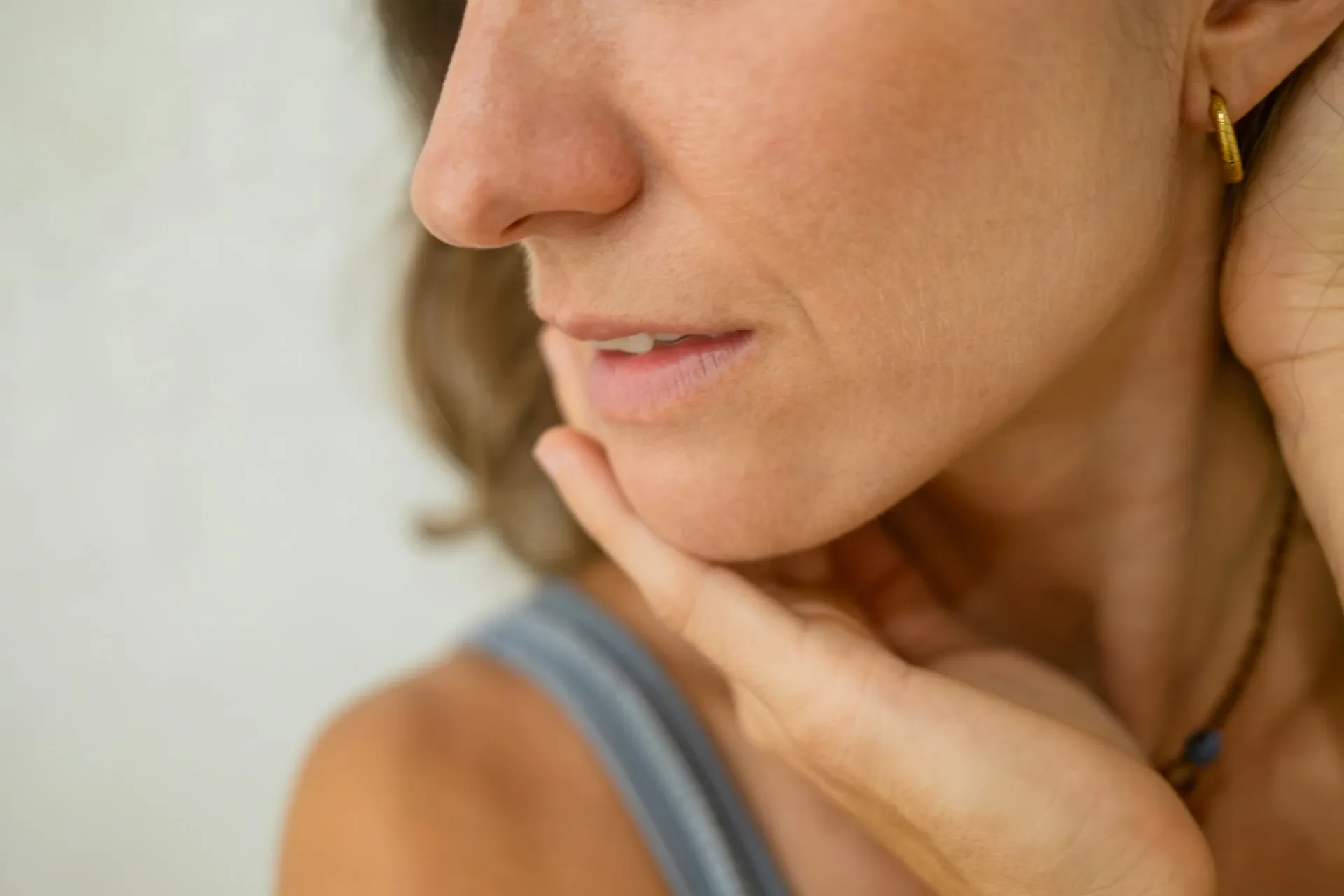 Facelift Fix Jowls and Marionette Lines