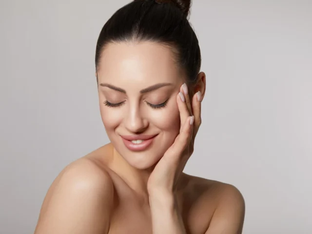 Non-Surgical vs. Surgical Facelift: When Fillers, Threads, or Energy Devices Fall Short