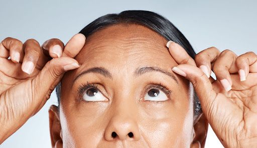 Facial Wrinkle Treatment: At What Age Is It Normal to Get Wrinkles?