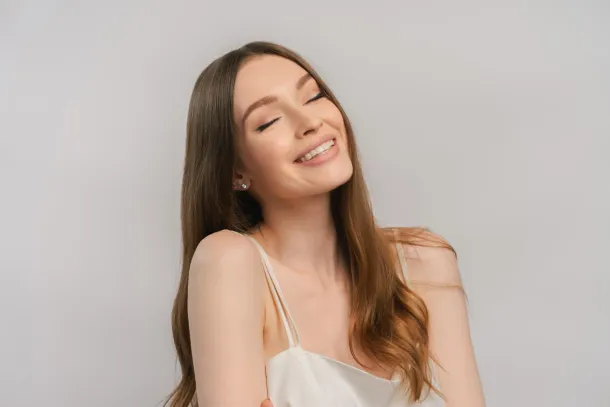 What’s the Best Age for a Facelift? Follow the Clues in Your Skin and Anatomy